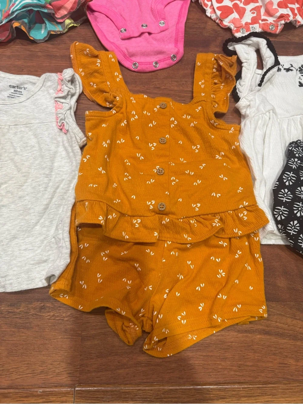 Carters - Bundle - 18 mo - Dresses, Pants, Shirts, Rompers, & Outfits - 24 Items